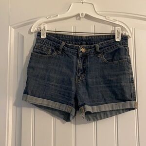 BDG urban outfitters Jean Shorts Size 28